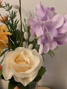 Easter Floral Arrangement|Easter vases|Easter Table Decor|Silk flower Vases|Whimsical Easter Decor|Easter Gift|Farmhouse Easter|Spring Decor