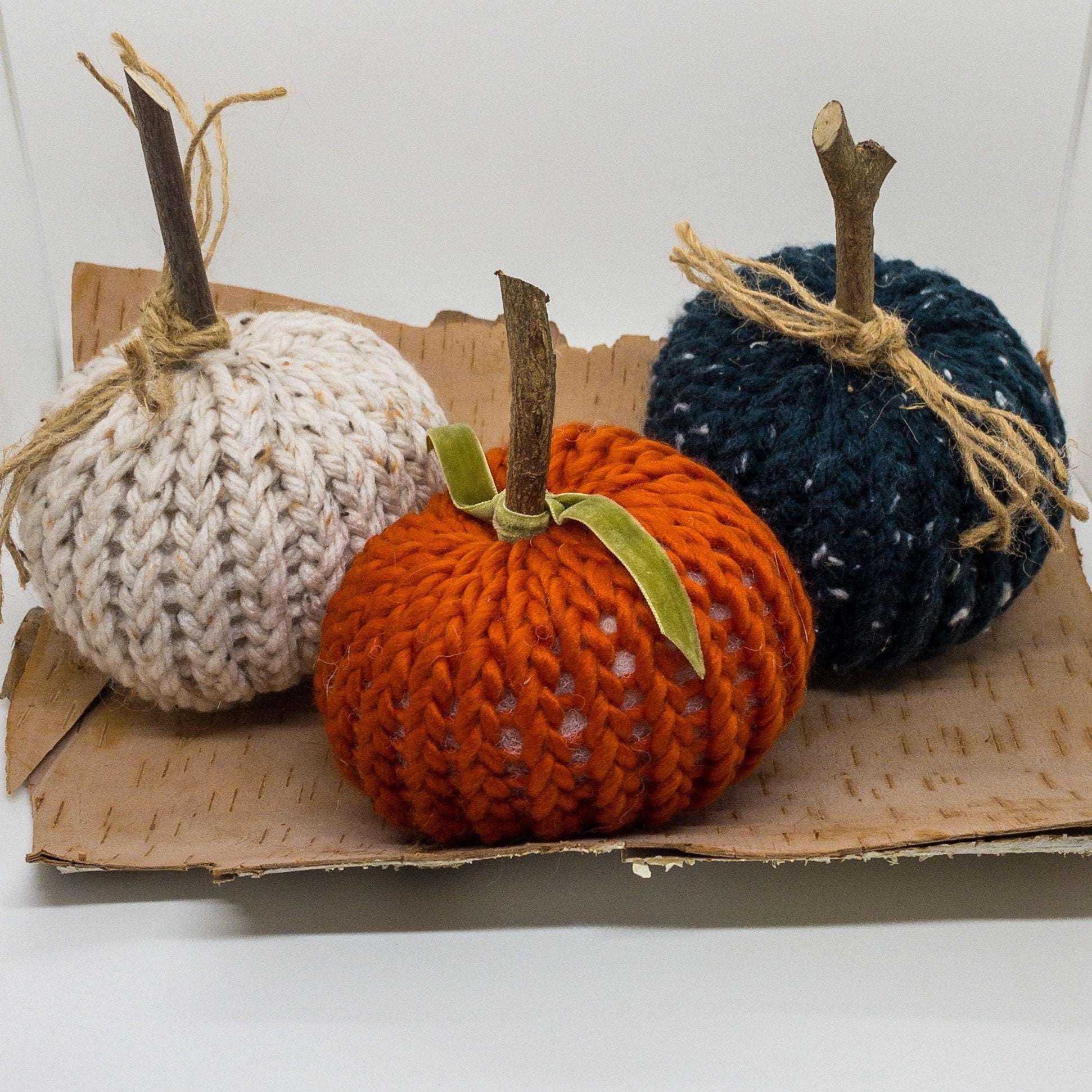 Knit Pumpkin| Knit Decor| Home Decor| Fall Decor| Halloween| Pumpkin|Farmhouse Decor|Wedding Decor/Rustic Decor/Hand Knitted Pumpkin/Gift