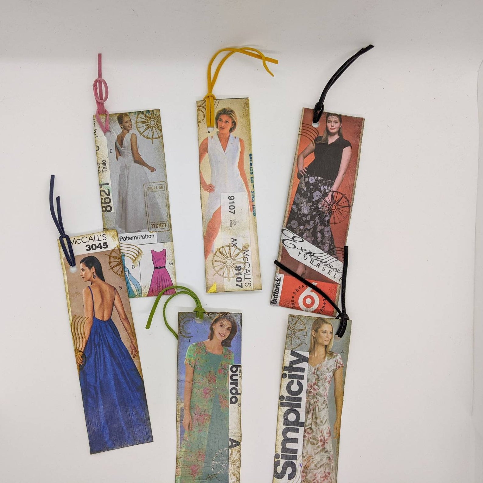 Vintage Fashion Bookmark | Book Lover Gift