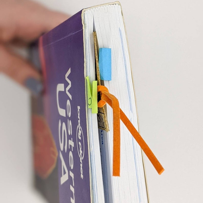 9 to 5 bookmark | 80s powersuit