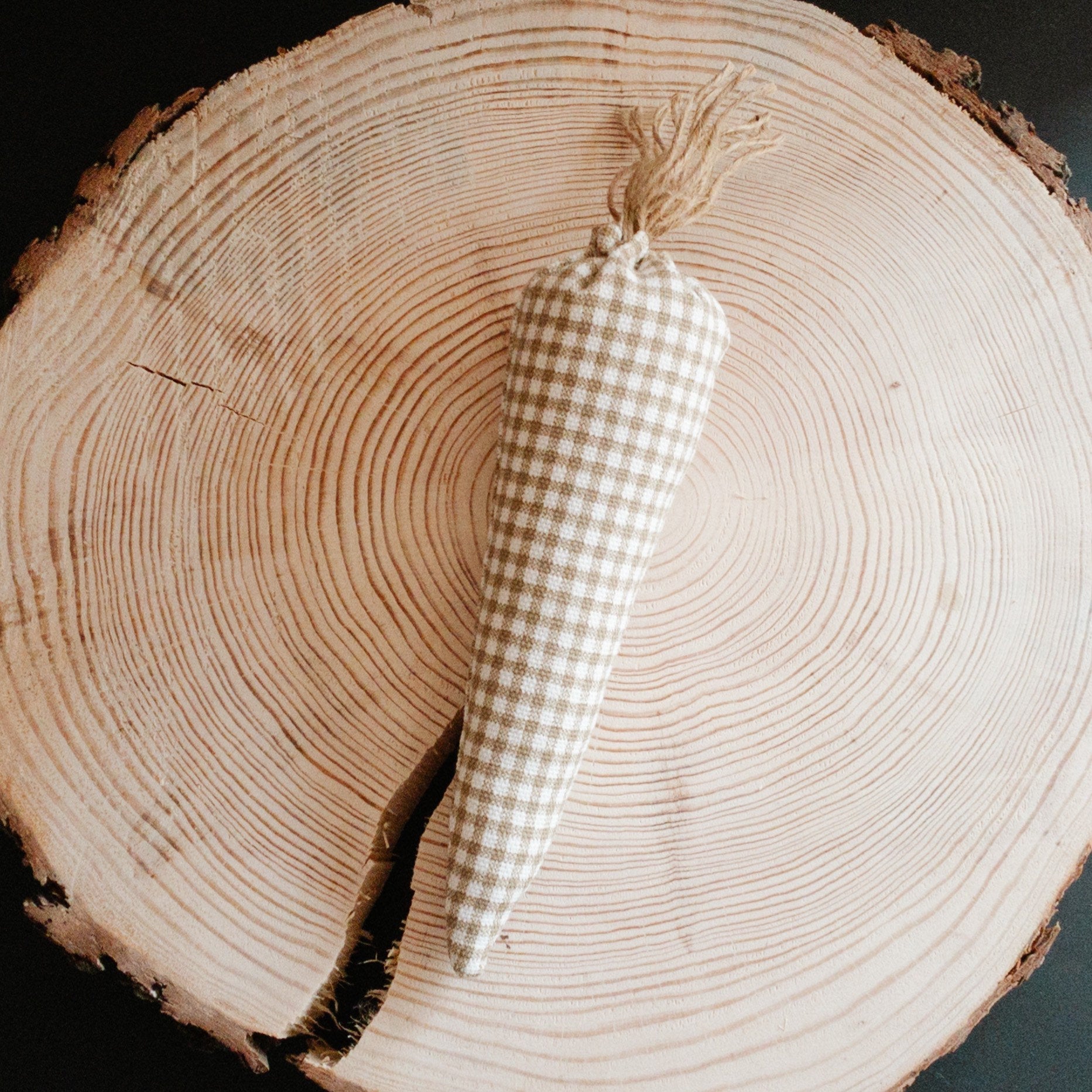 Easter Carrots|Handmade Fabric Carrots|Fabric Easter Carrots|Easter Basket Filler|Tiered Tray Decor|Spring Decor|Wreath Filler|Rustic Carrot