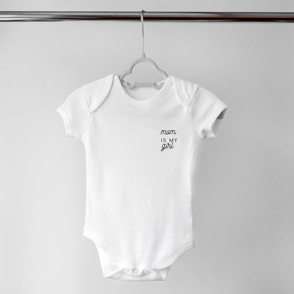 Mom and Me|Mommas Girl|Baby Bodysuit|Pregnancy Announcement|Minimalist Bodysuit|Baby Shower Gifts|Modern Baby|New Arrival