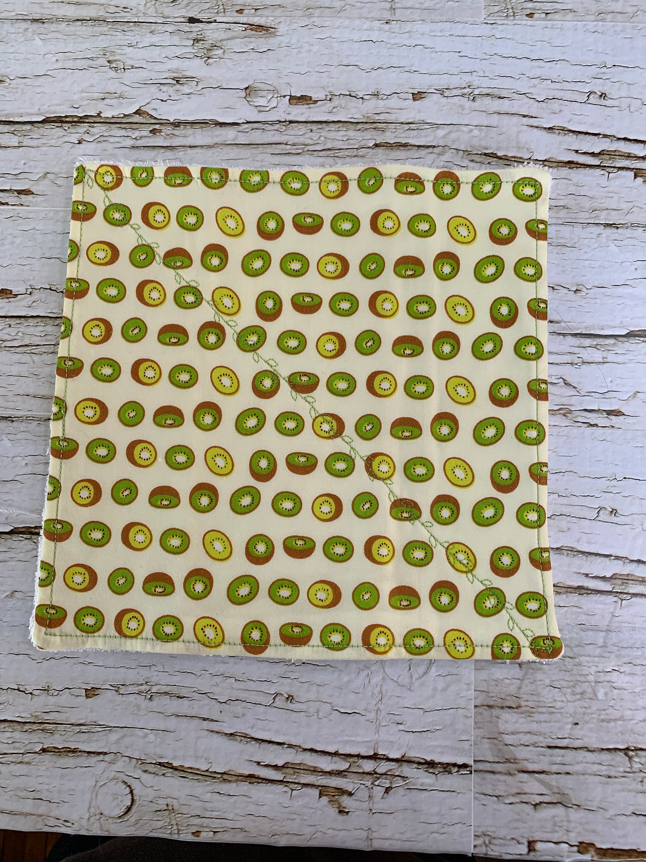 2 Ply Cloths/Eco-friendly Cleaning Cloths/Cotton Bamboo Cloths/Farmhouse Kitchen/Cottage Core Kitchen/Spoon Print Cloth/Kiwi Print Cloths