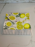 Charger l&#39;image dans la galerie, Hanging Tea Towels/Cotton Tea Towels/Hand Towel/Kitchen Towel/Yellow Towel/Lemon Print Tea Towel/Bee Print Tea Towels/Urban Kitchen/
